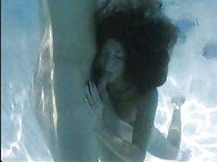 אורגזמה, אחות-sister, מתחת-למים
