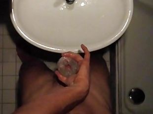 2016-08 / My new toy: the Fleshlight Quickshot - Part 2 - with rich, slo-mo, moaning cumshot