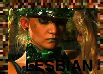 Nice ass Alexandra Silk licking juicy pussy in lesbian shoot