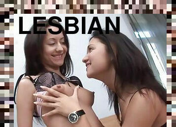 Anna Tongue Fucks Lesbian Lover
