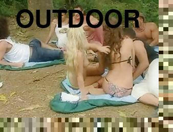 Awesome Outdoors Orgy With Four Gorgeous Babes