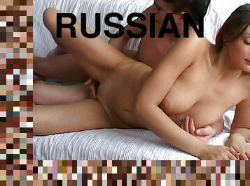 Russian beauty having it right
