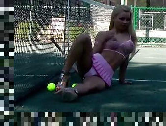 Jenny poussin pink tennis shoot