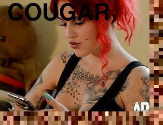 Inked horny cougar Bianka hot porn video