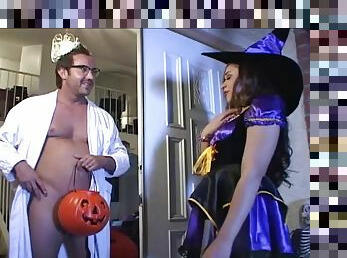 During a costume party a babe dressed as a witch enjoys his thick dick