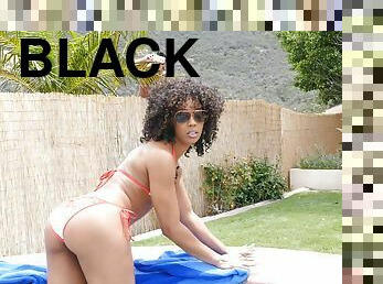 Black chick hot tubbing and fucking white dick outdoors