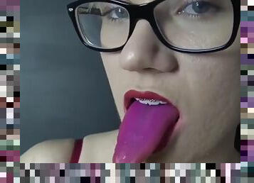 Gemma's purple tongue