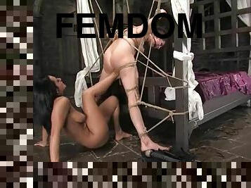 Princess Donna Dolore pleases Sandra Romain with footing in BDSM clip