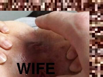I play with the tight holes of my wife