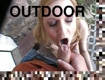 Have you been sucked by a blondie outdoors?