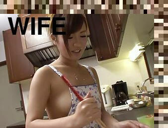 Cute housewife Kimi Hirosue gets interrupted from cooking