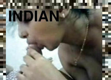 Chubby Indian girl sucks a cock in hot amateur video