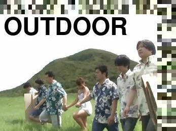 Outdoors ganbang treatment for the attractive chick Rui Hasegawa