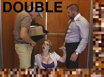 Delivery guy and a stud double team the slutty secretary