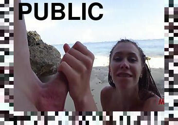 Mia Bandini In Fit Beauty Is Hiding For Public Beach Deepthroat And Fuck 8 Min