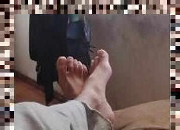 Thats my feets thats my toes Fetish and worship on man feets