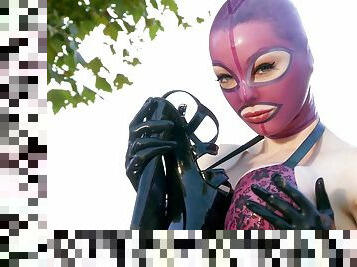 Nasty masked porn hottie Latex Lucy in hardcore pool masturbation