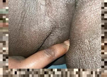 Daddy fingering this pussy