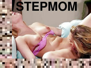 Petite blonde stepdaughter ass licking big tits stepmom