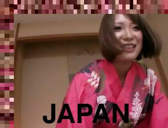 Gorgeous Japanese siren takes off her kimono and gets balled