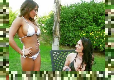 Bikini girls Alektra Blue and Madison Ivy lesbian sex outdoors