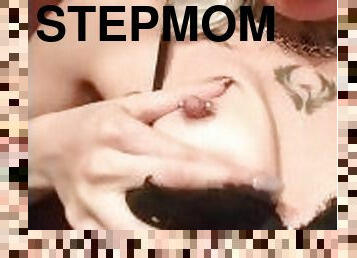 Home Alone! Let's masturbation on stepmom's home