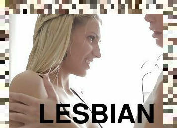 Remarkable rubdown and lesbian sex with Jessi Gold and Rita Rush