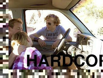 hardcore, voiture, trio, pute, réalité