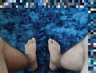 a single man feet s to let u horny