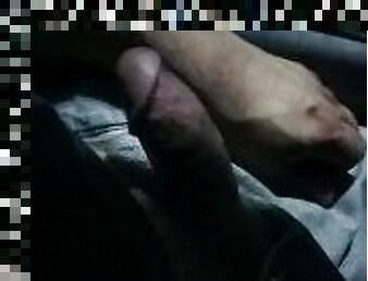 public, amateur, ejaculation-sur-le-corps, gay, voiture, solo, tatouage