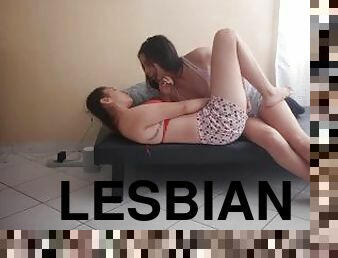 batran, pasarica, bunaciuni, lesbiana, latina, mama, cu-degetelul, sarutand, tanar18, fiica