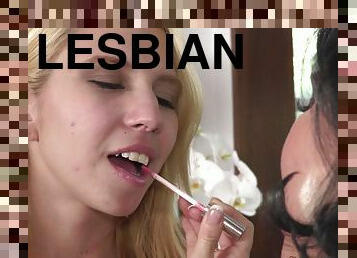 HD Erotic Lesbian Sex - Big Tit Milf Veronica Avluv Fucks Her Tight Teen Stepdaughter Cece Capella - Cece Capella