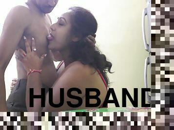 Desi Bhabi Good Sex With Her Husband This Sunday Afternoon!