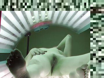 Slow Pussy Masturbation in Public Solarium