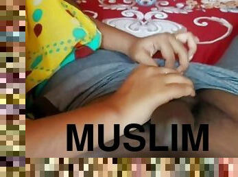 MUSLIM Arab HIJAB teen Beautiful Blowjob and Cum Drinking ???????? ????? ???? ???