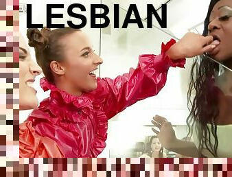 Lesbian stereo fistfuckers