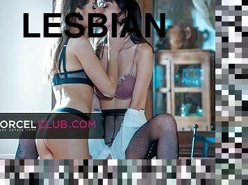 ציצי-גדול, אוננות, אורגזמה, חתיכות, לסבית-lesbian, צרפתי, לעשות-עם-האצבע, גרביונים-stockings, לבני-נשים, ציצים