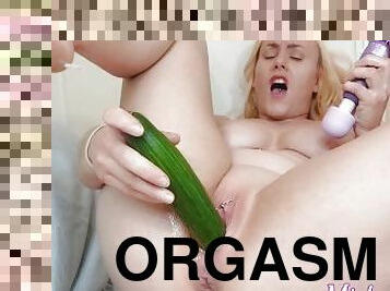 Muscular blonde SPH and fucking a cucumber Part 1