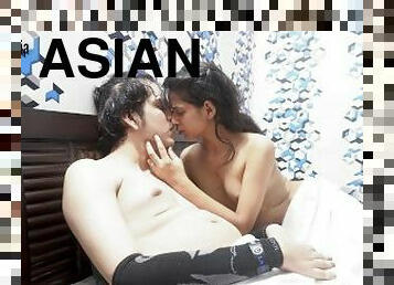 asiatique, orgasme, fellation, ejaculation-sur-le-corps, ados, maison, branlette, baisers, ejaculation, douce