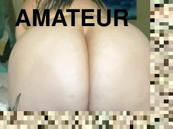 cul, baignade, gros-nichons, grosse, masturbation, amateur, belle-femme-ronde, joufflue, butin, pieds