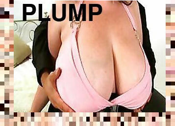 Plumper BBW Gives Awesome Tit Fuck and Gets Her Massive Rack Jizzed On