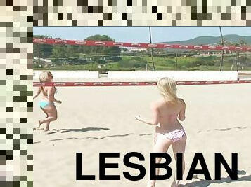 Beach volleyball babes have a hot lesbian foursome
