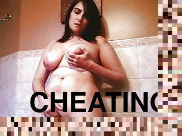 I love being a cheating whore!!