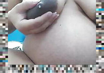 lielās-krūtis, krūšgali, grūtniece, webkamera, laktācija