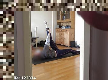 I Love To Watch How My Stepsister Is Doing Yoga And Jerk Off 6 Min