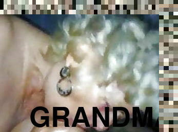 babcia, stare, robienie-loda, w-domu, walenie-konia, sperma, starsi