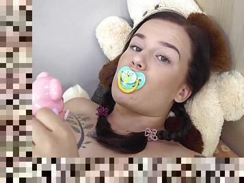 Little Elis & Stanley Johnson in Pigtailed Brunette Swaps Pacifier For Cock - Porncz