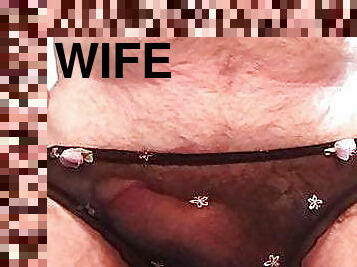 Quick wank in wife&#039;s panties
