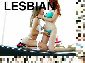 Lesbian hipster babes using tongues and toys to get off
