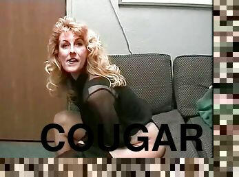 Reality video of a cougar pulling off her panties while sucking cock